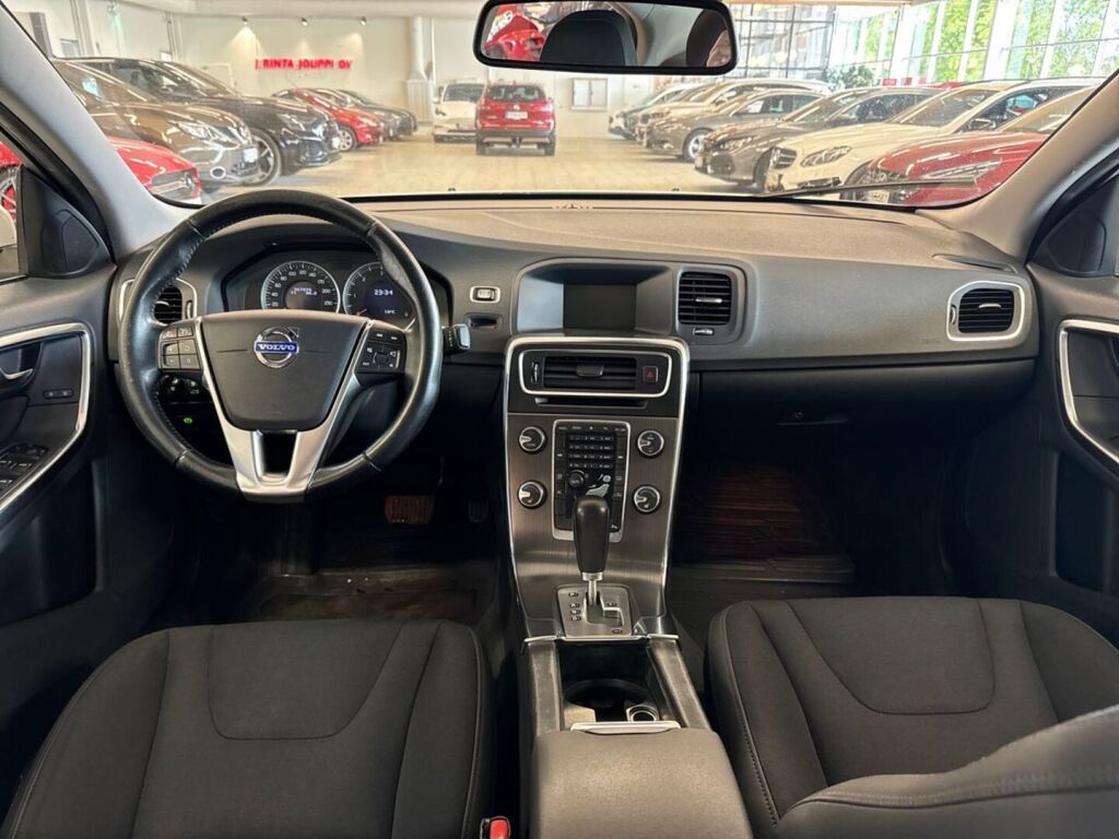 Volvo S60 2011 Valkoinen
