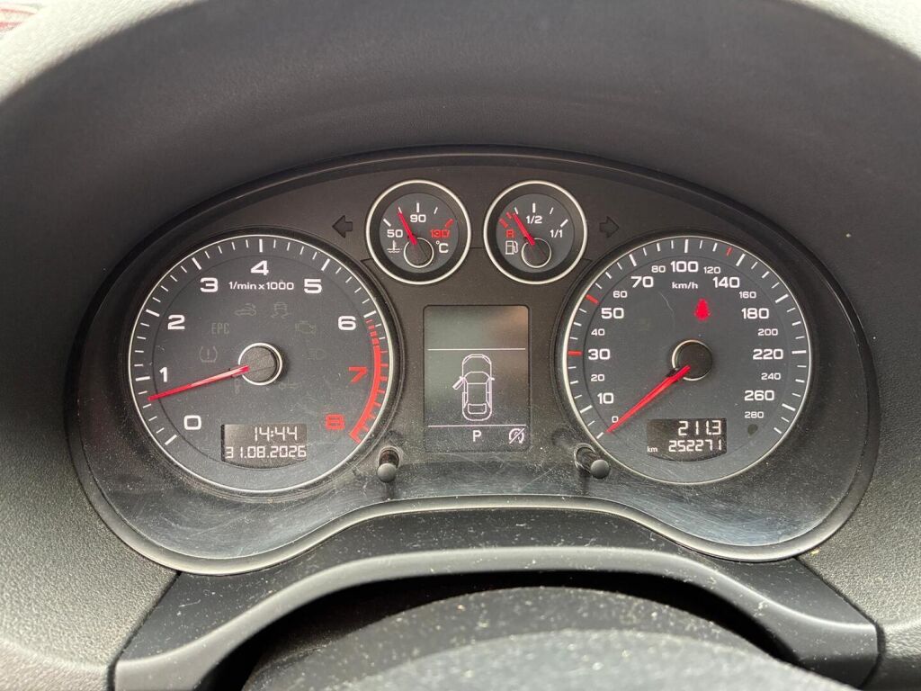 Audi A3 2011 Harmaa