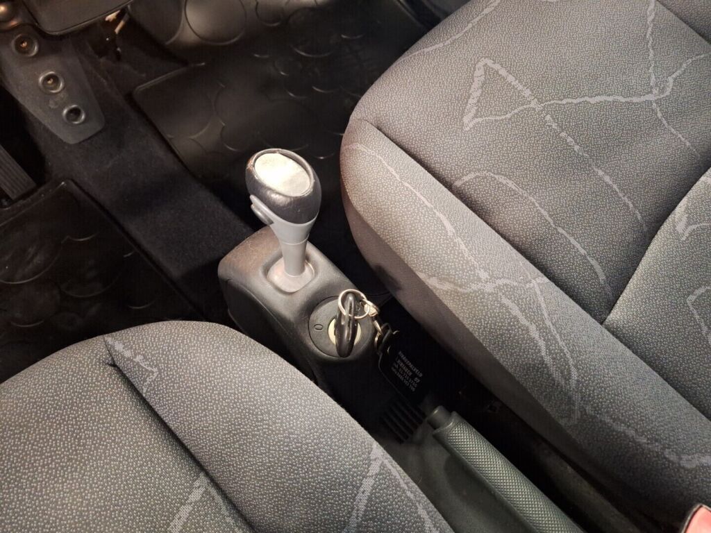 Smart FORTWO 2006 Punainen