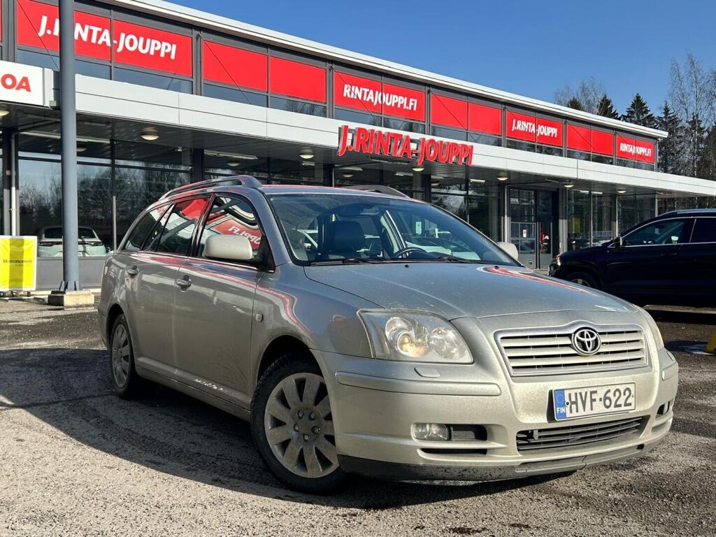 Toyota Avensis 2006 Hopea