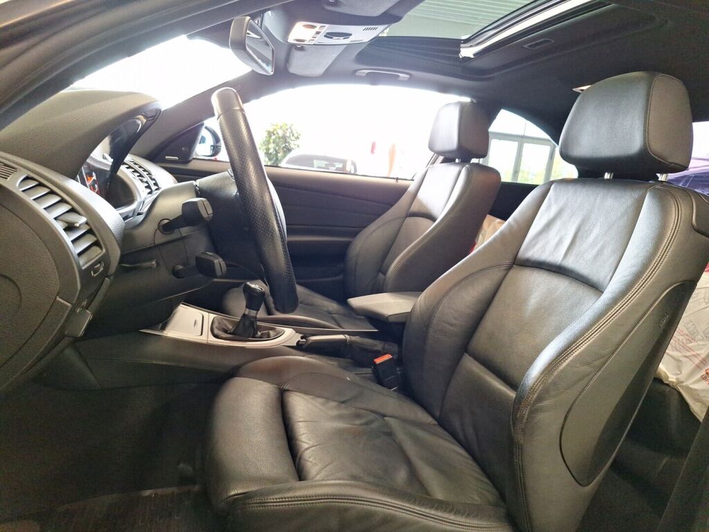 BMW 135 2009 Valkoinen