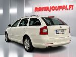 Skoda Octavia 2011 Valkoinen