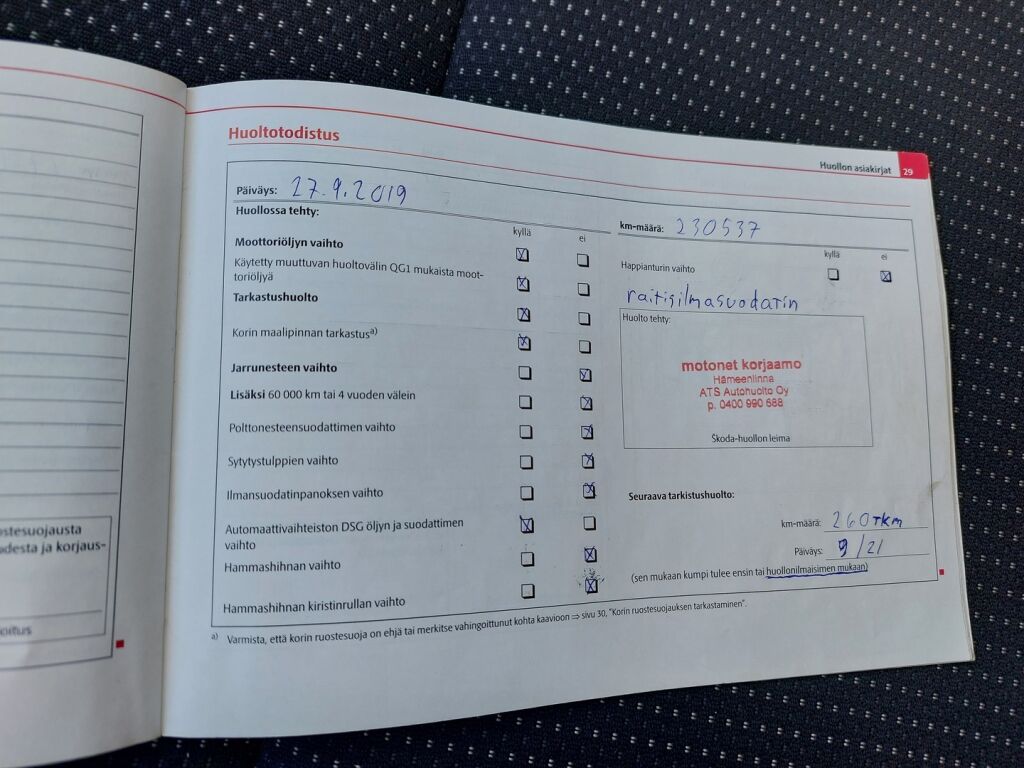 Skoda Superb 2011 Valkoinen