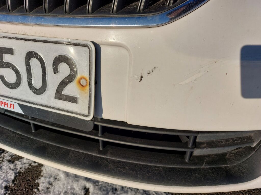 Skoda Superb 2011 Valkoinen