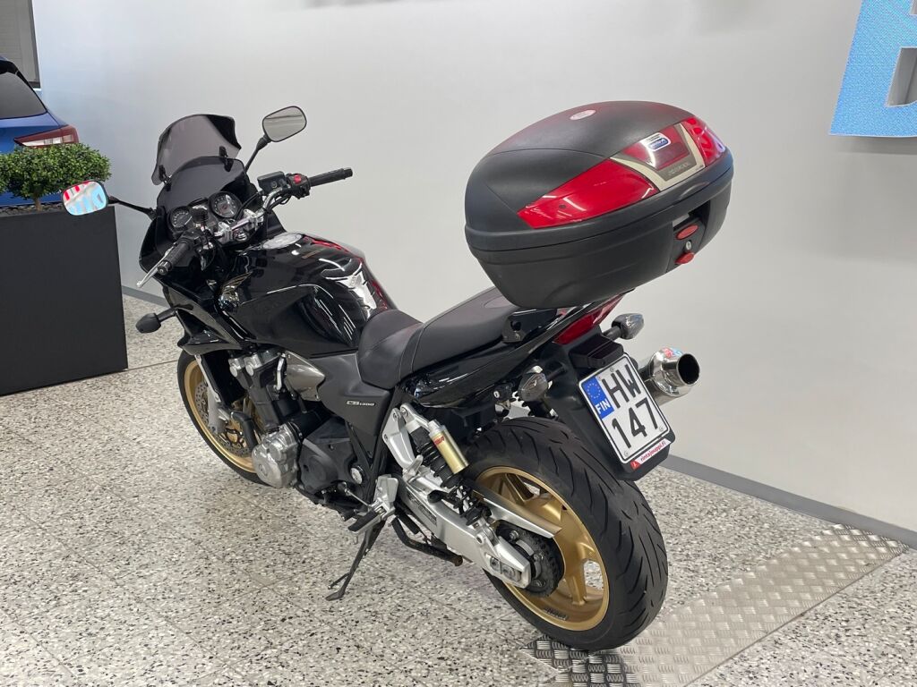 Honda CB 2010 