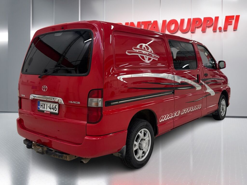 Toyota Hiace 2008 Punainen