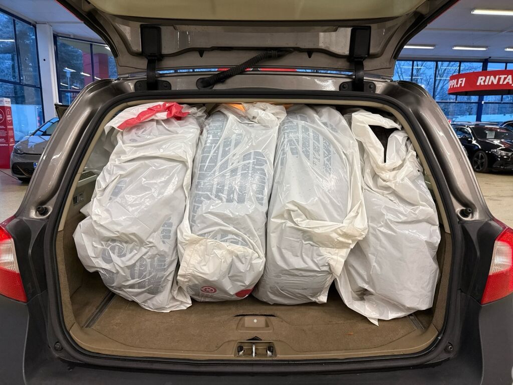 Volvo XC70 2008 Harmaa