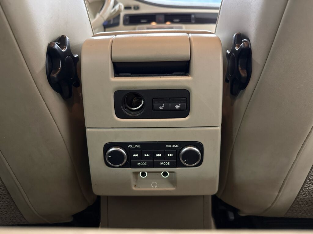 Volvo XC70 2008 Harmaa