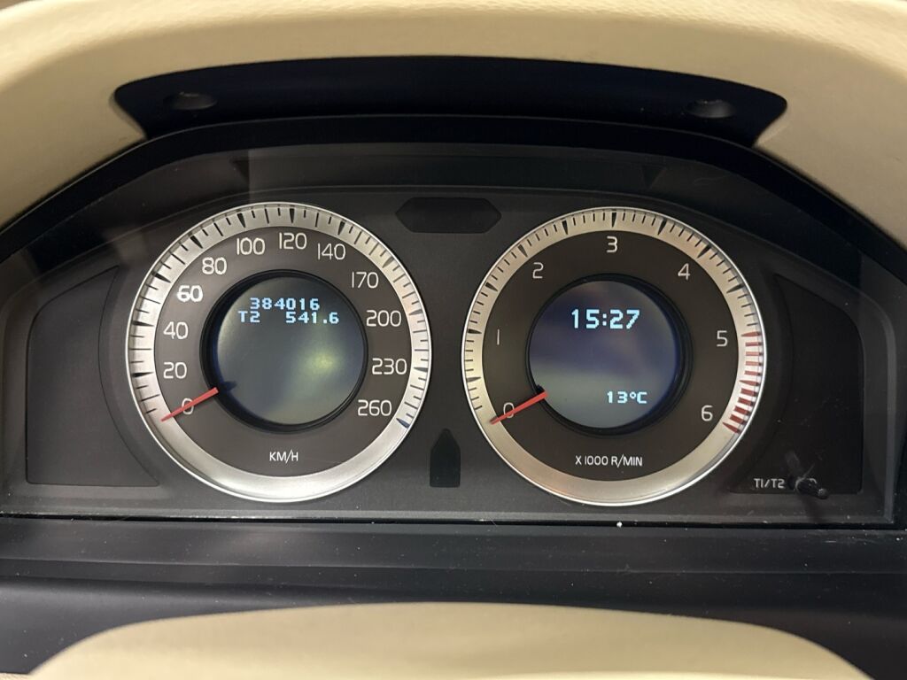 Volvo XC70 2008 Harmaa