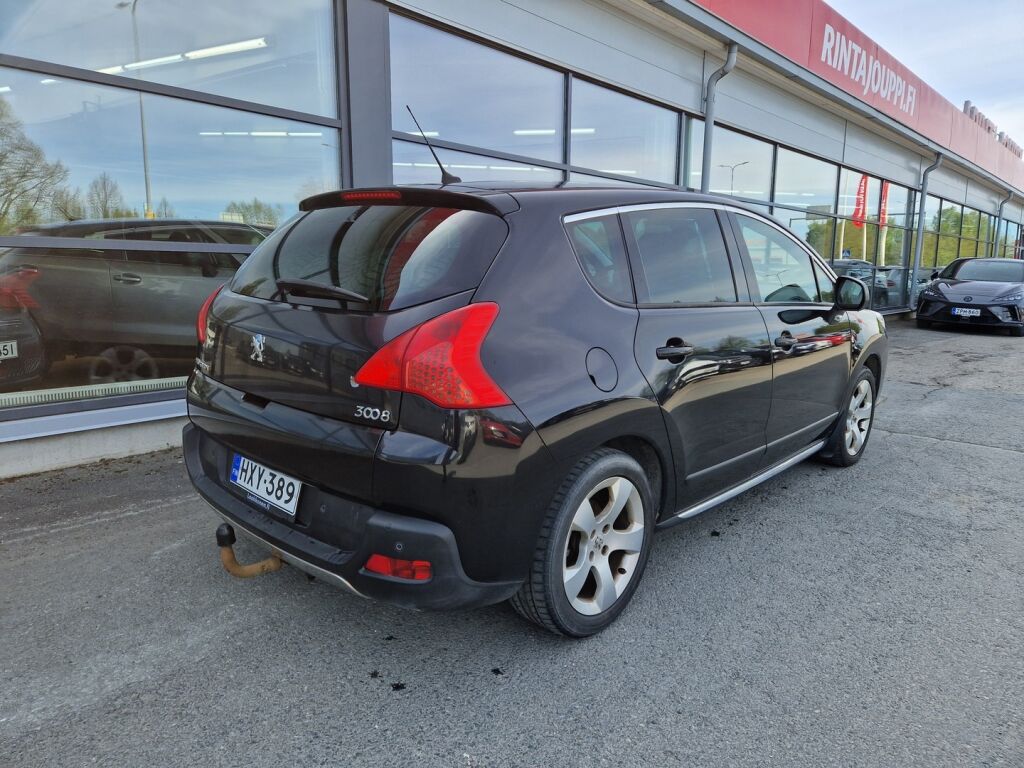 Peugeot 3008 2011 Musta