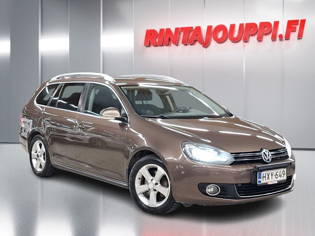 Volkswagen Golf 2011 Ruskea (beige)