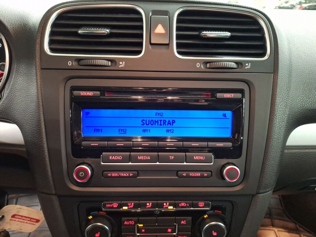 Volkswagen Golf 2011 Ruskea (beige)