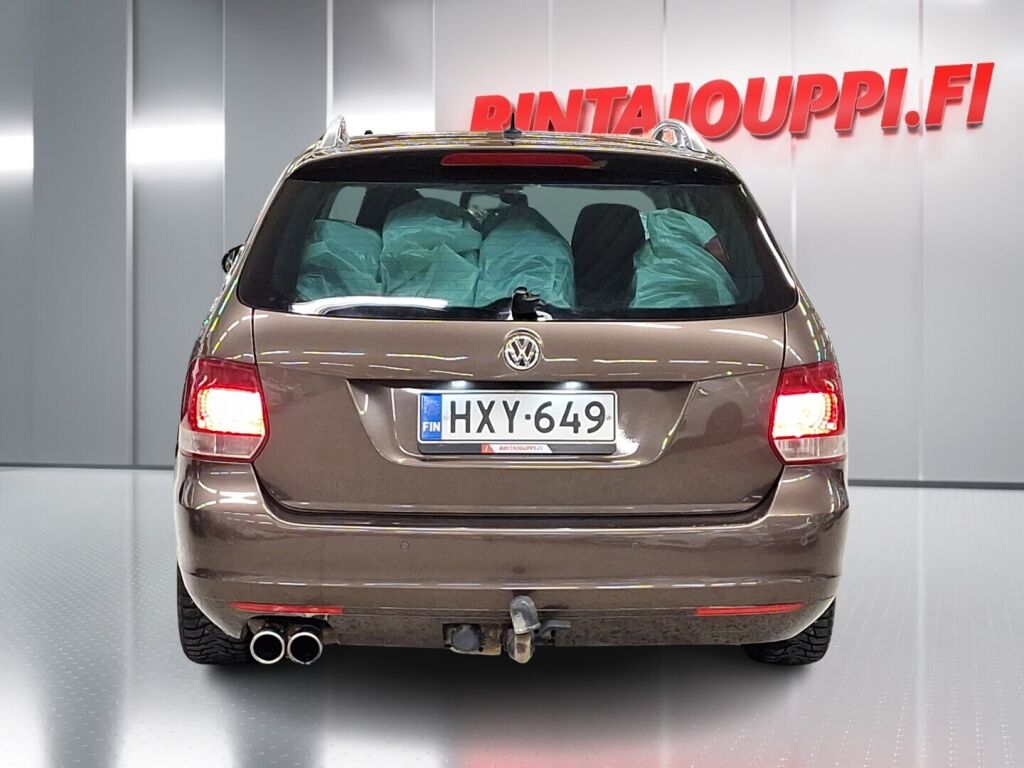 Volkswagen Golf 2011 Ruskea (beige)