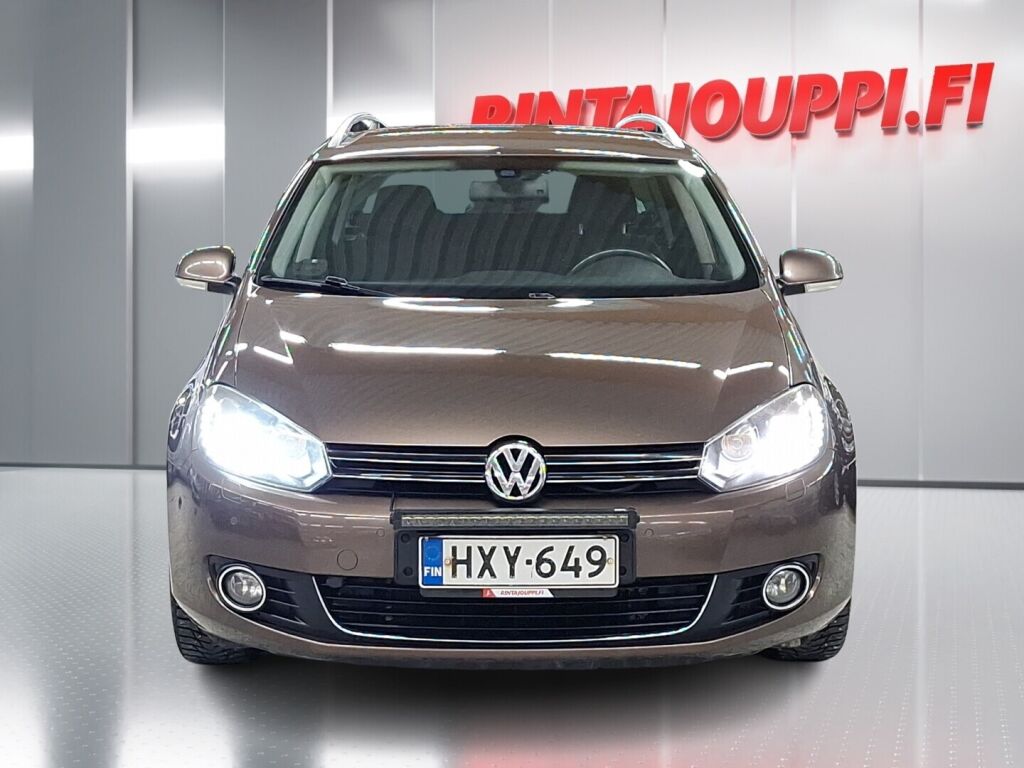 Volkswagen Golf 2011 Ruskea (beige)