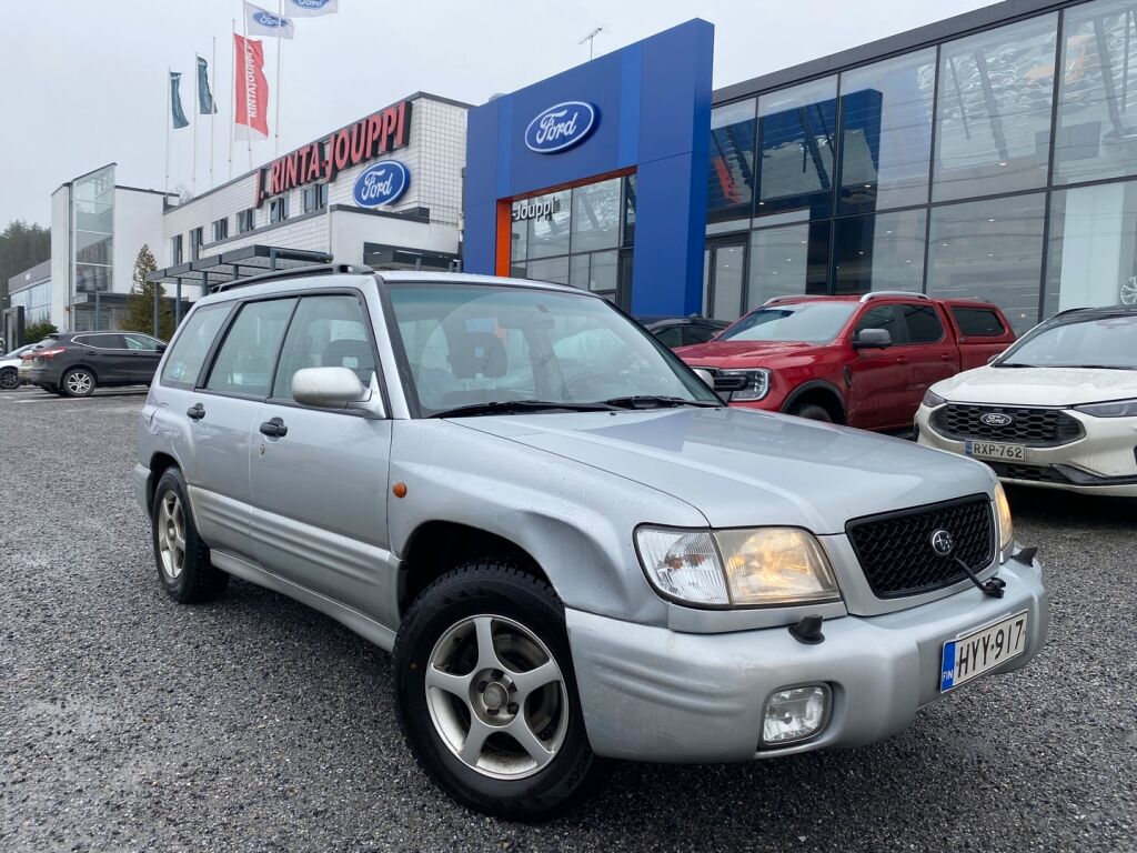 Subaru Forester 2002 Harmaa