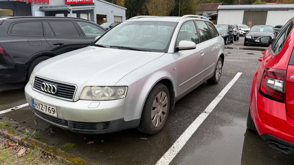 Audi A4 2001 Harmaa