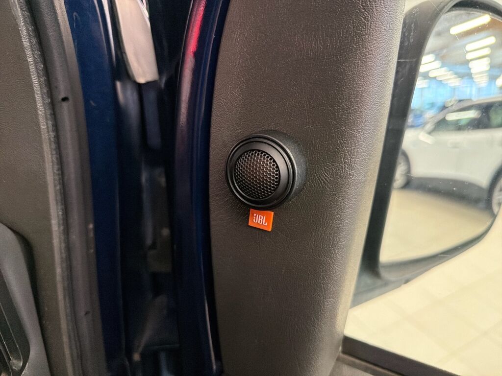 Chevrolet Chevy Van 2002 