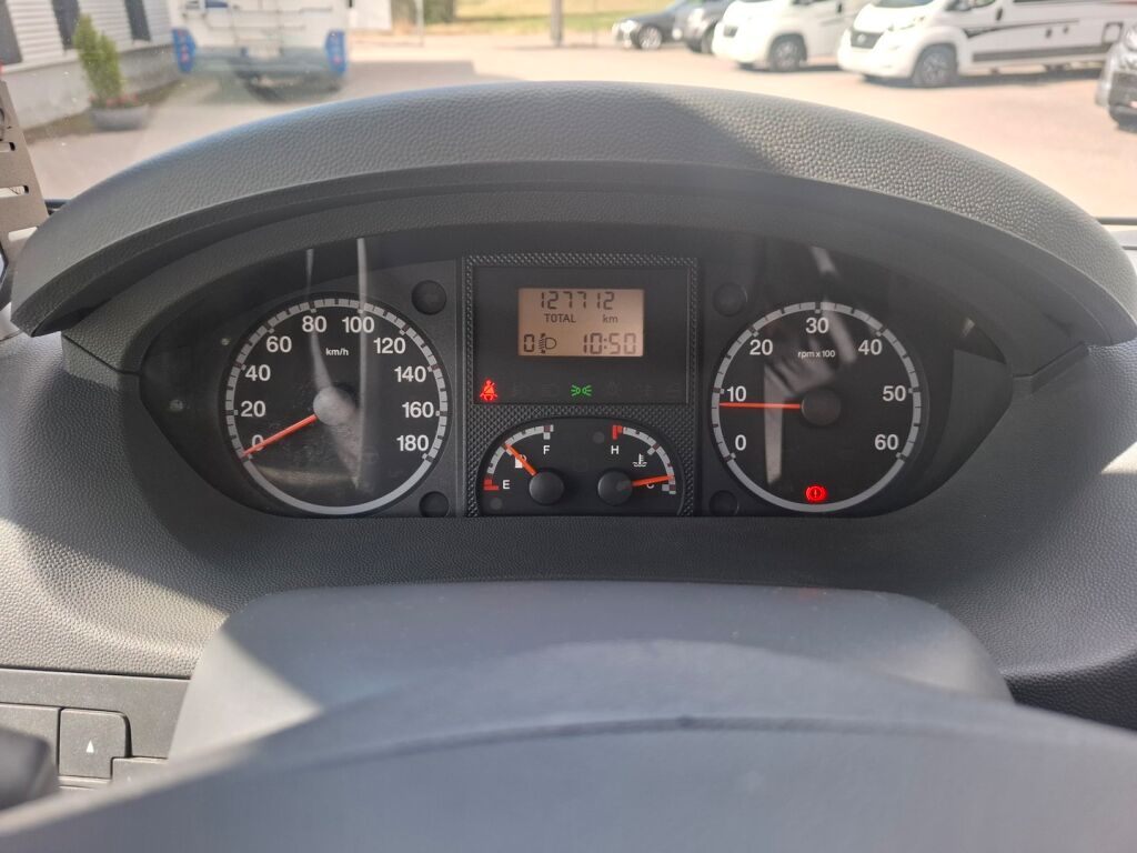 Adria Coral Plus 650 SP 2007 Valkoinen