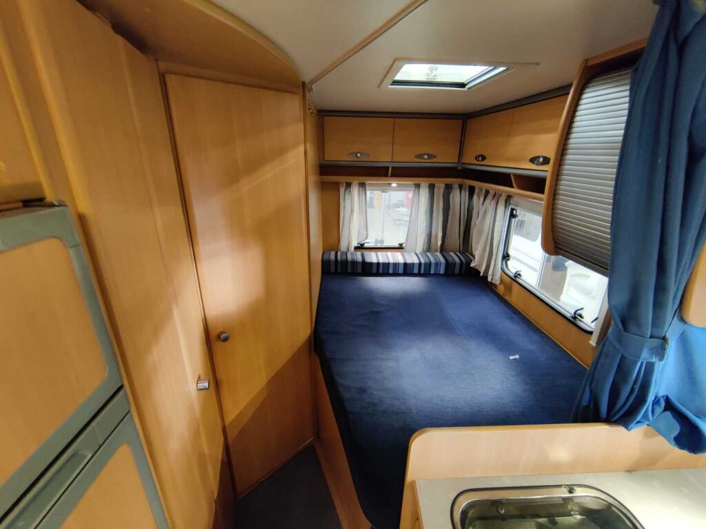 Dethleffs Advantage T 6501 2004 Valkoinen