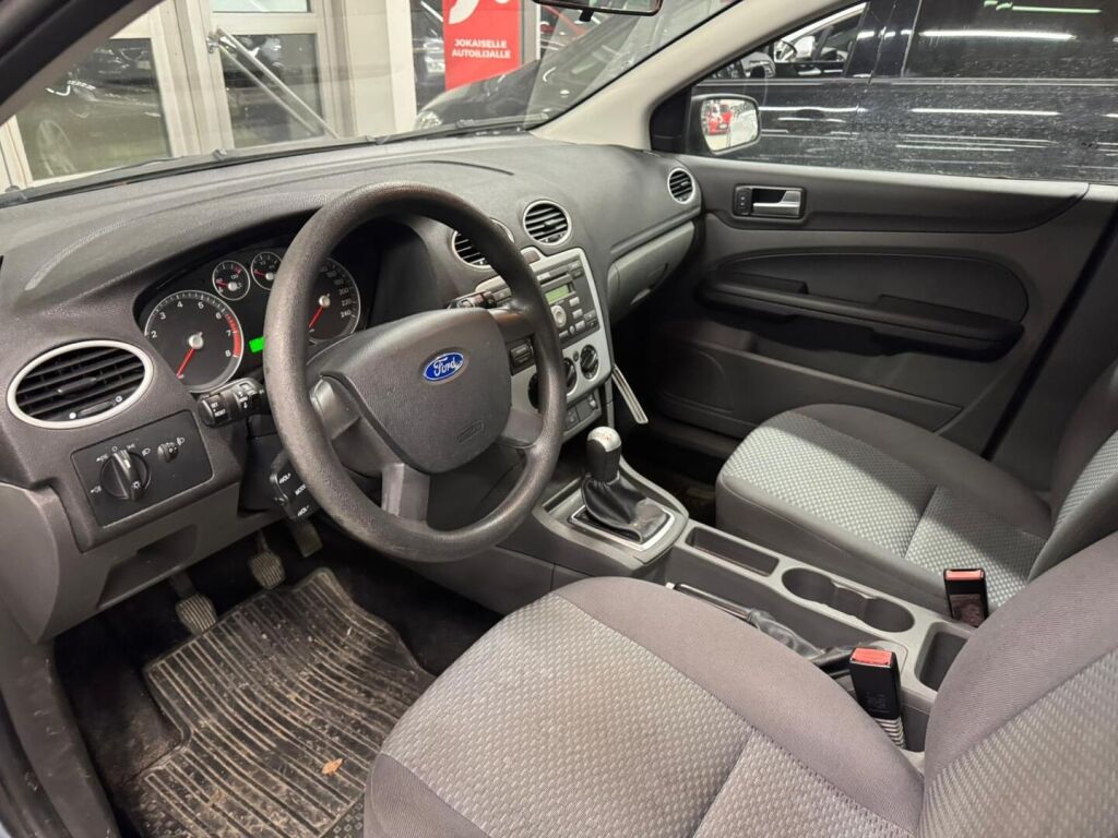 Ford Focus 2006 Harmaa