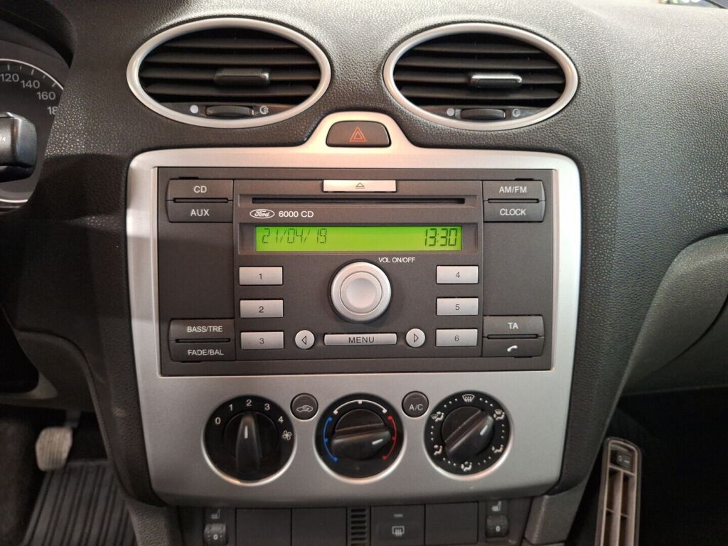 Ford Focus 2006 Harmaa