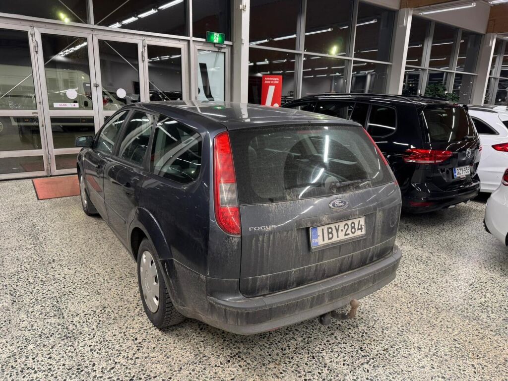 Ford Focus 2006 Harmaa