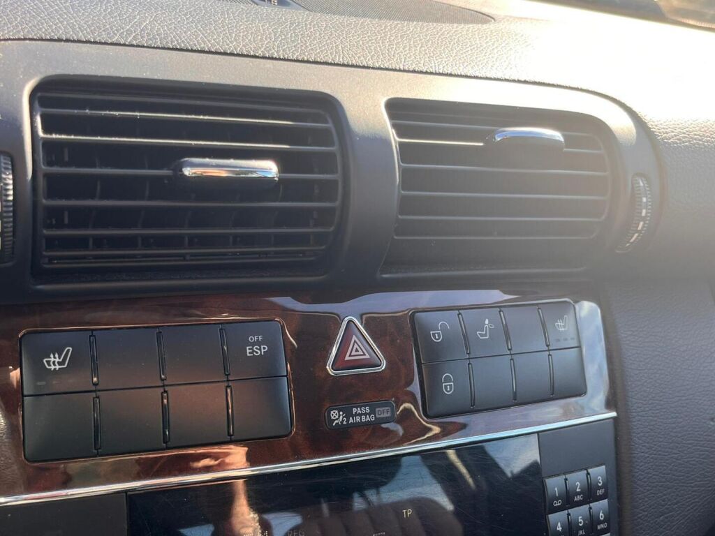 Mercedes-Benz C 2007 Harmaa