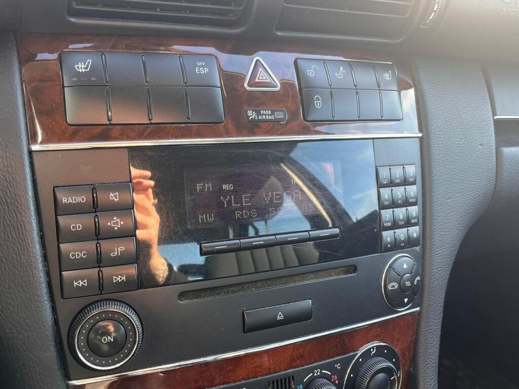 Mercedes-Benz C 2007 Harmaa