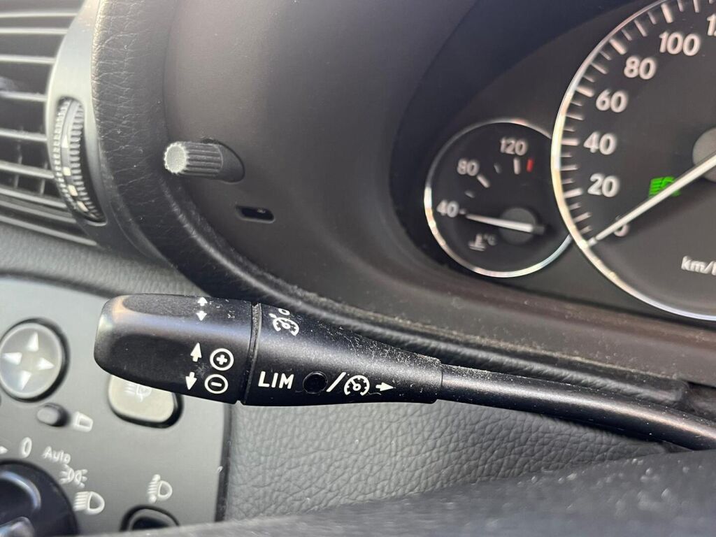 Mercedes-Benz C 2007 Harmaa