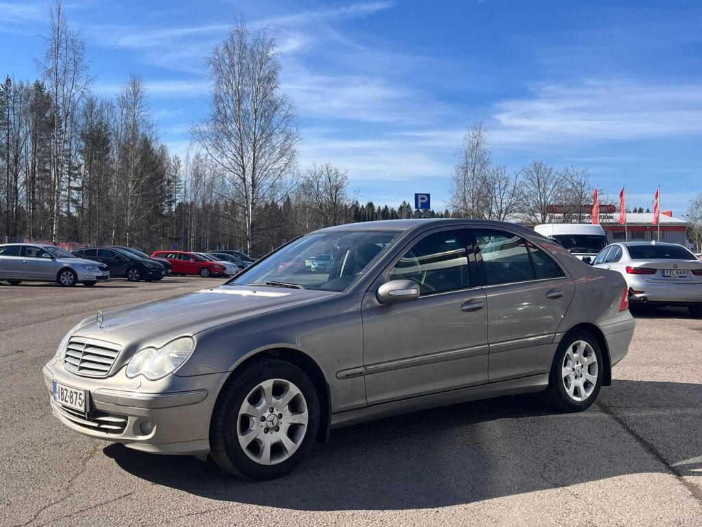 Mercedes-Benz C 2007 Harmaa