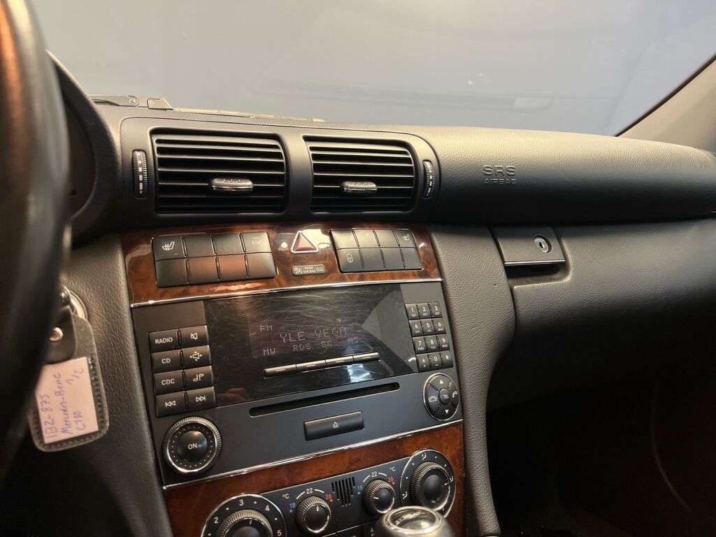 Mercedes-Benz C 2007 Harmaa