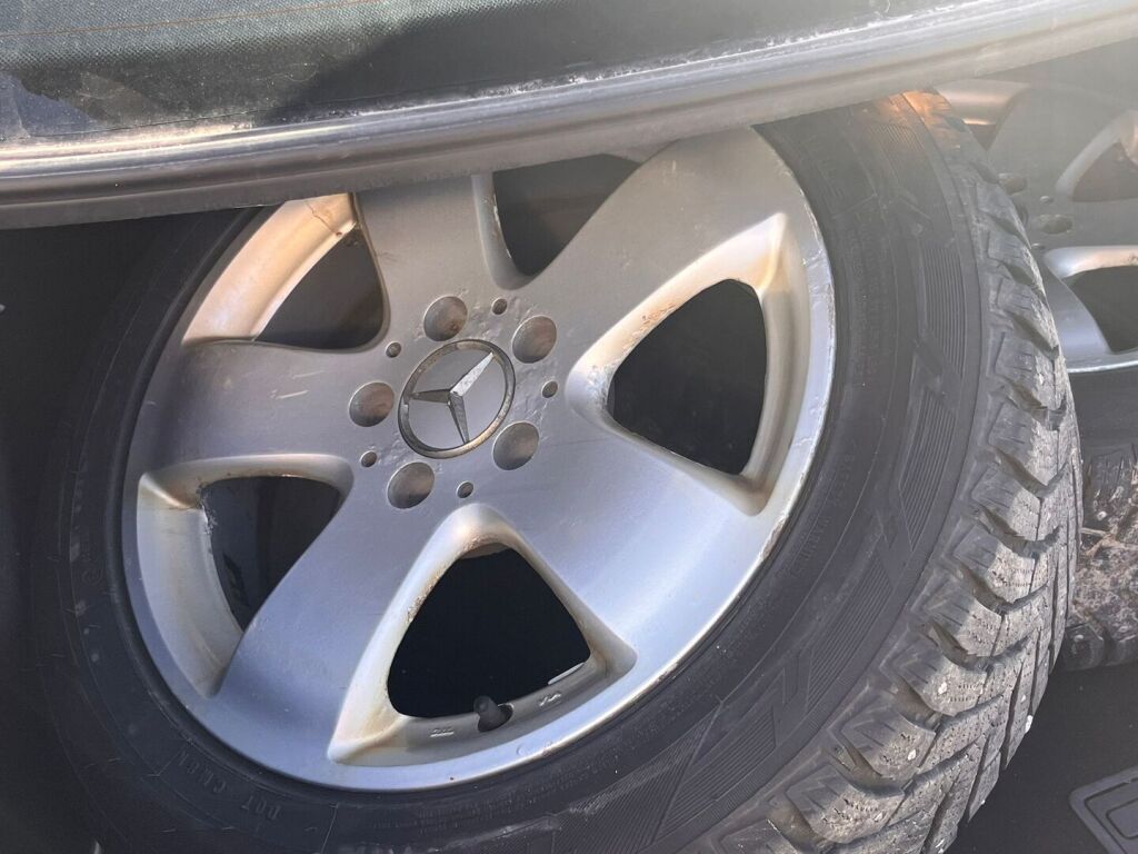 Mercedes-Benz C 2007 Harmaa