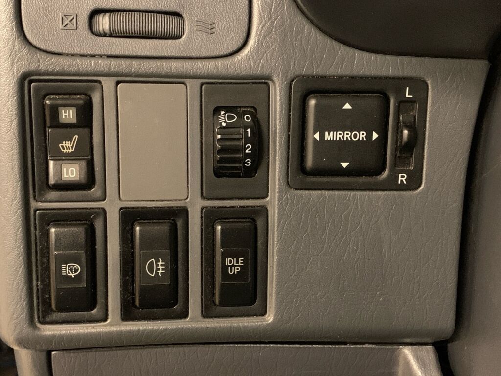 Toyota Hiace 2004 Sininen