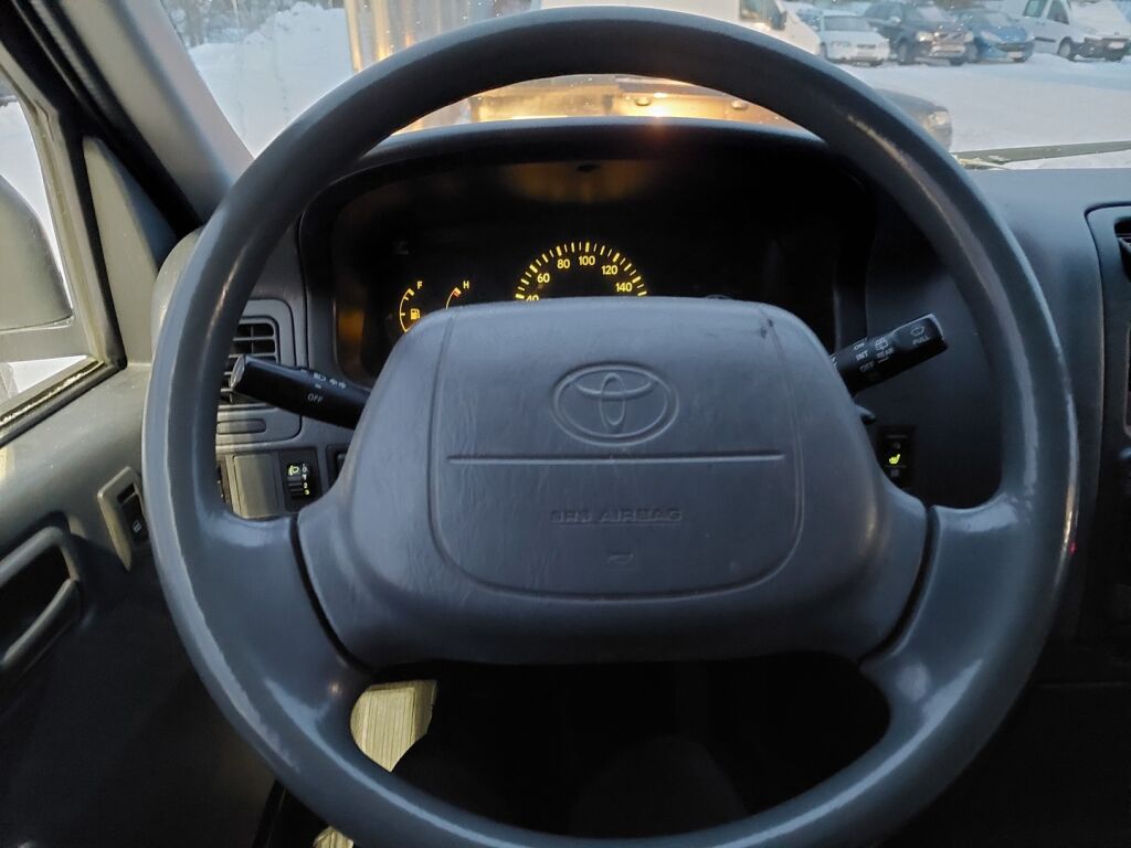 Toyota Hiace 2004 Sininen