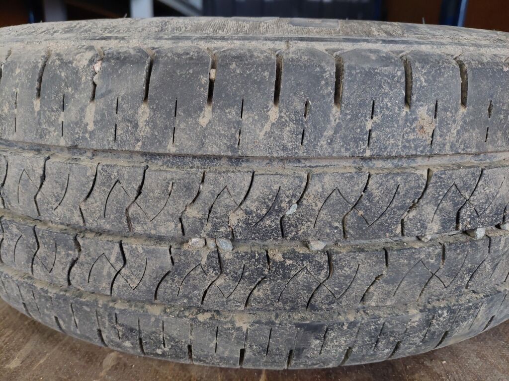 Toyota Hiace 2004 Sininen