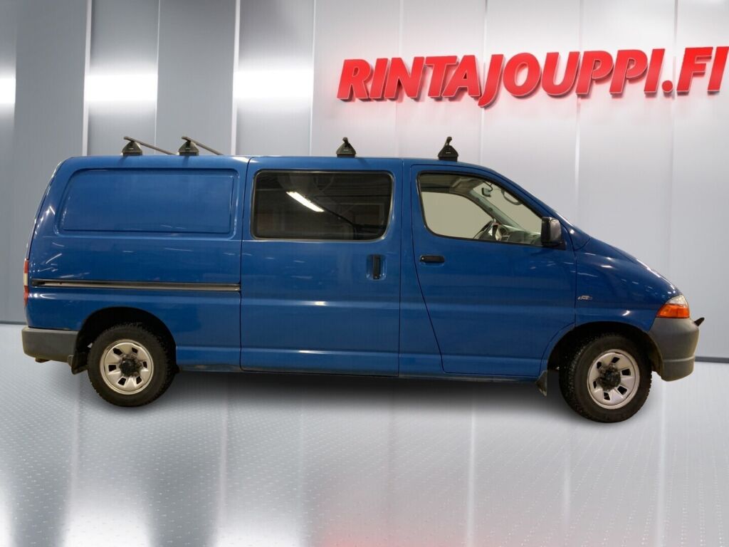 Toyota Hiace 2004 Sininen