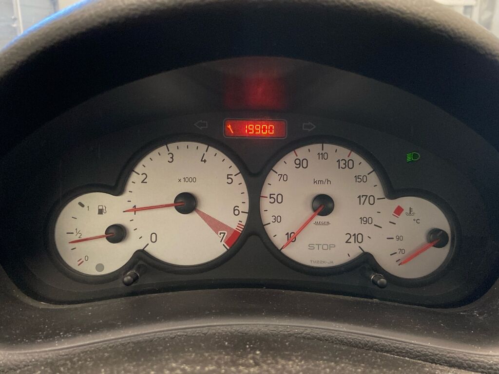 Peugeot 206 2006 Harmaa