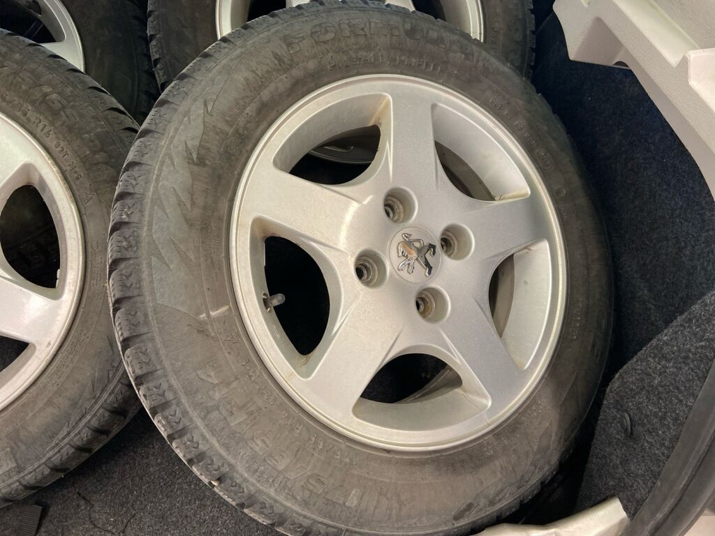Peugeot 206 2006 Harmaa