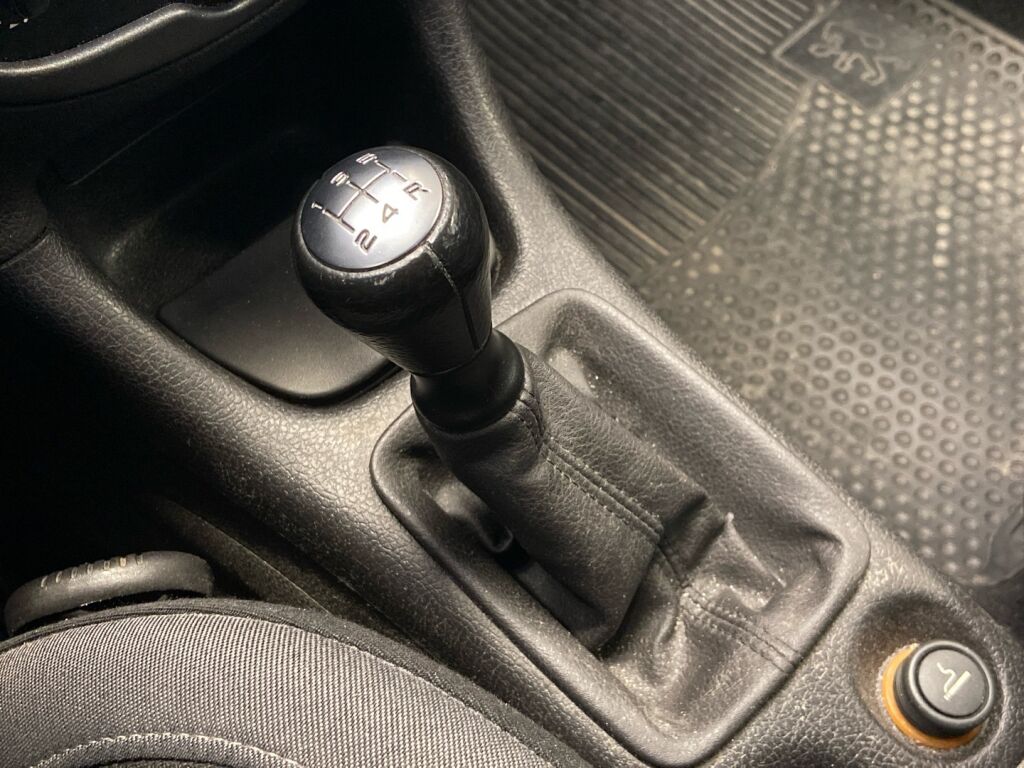 Peugeot 206 2006 Harmaa