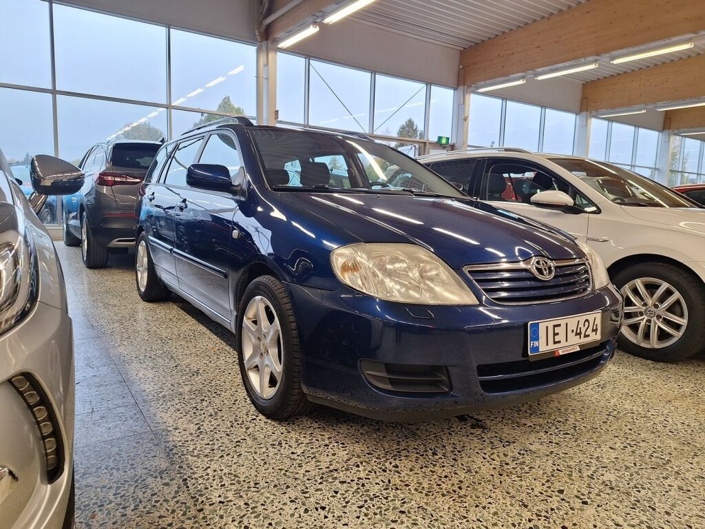 Toyota Corolla 2004, bild 2/5