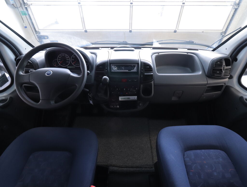 Dethleffs ADVANTAGE A5881 2005 Valkoinen