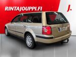 Volkswagen Passat Variant 2003 Ruskea (beige)