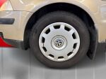 Volkswagen Passat Variant 2003 Ruskea (beige)
