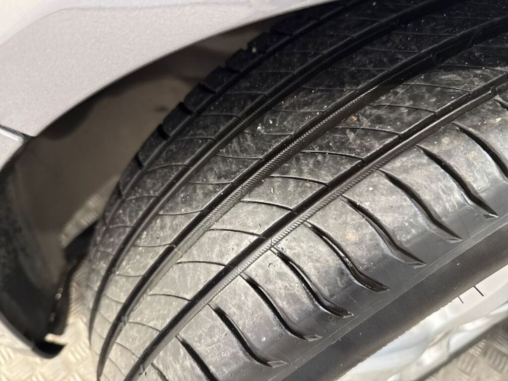 Volkswagen Golf 2008 Harmaa