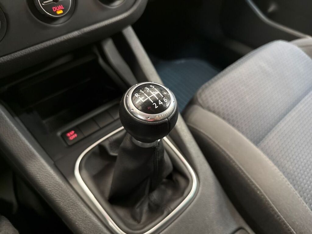 Volkswagen Golf 2008 Harmaa