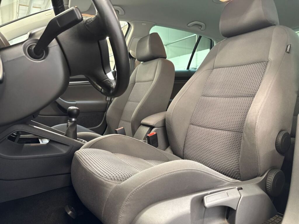 Volkswagen Golf 2008 Harmaa