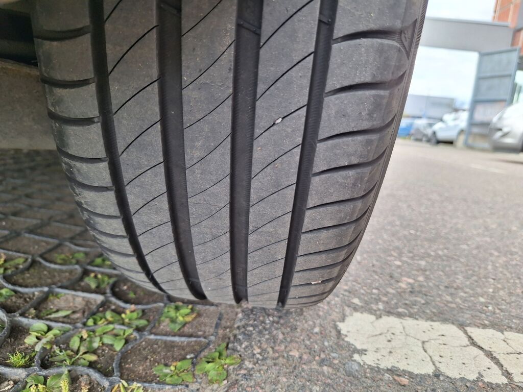 Volkswagen Golf 2008 Harmaa