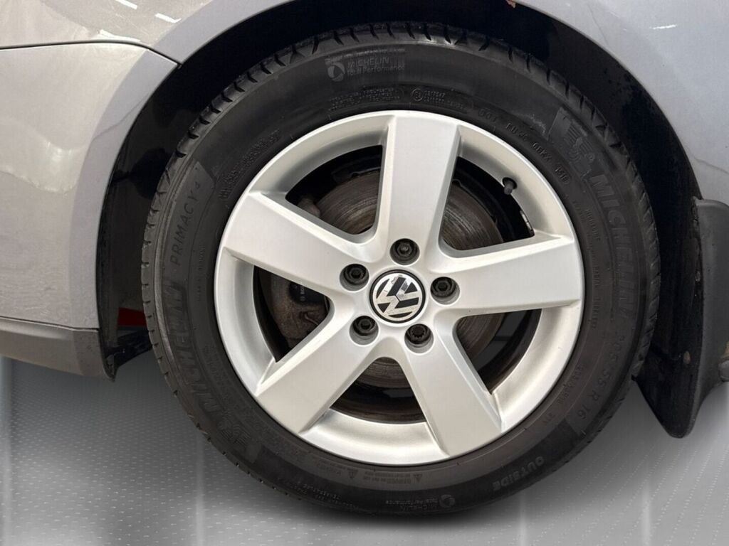 Volkswagen Golf 2008 Harmaa