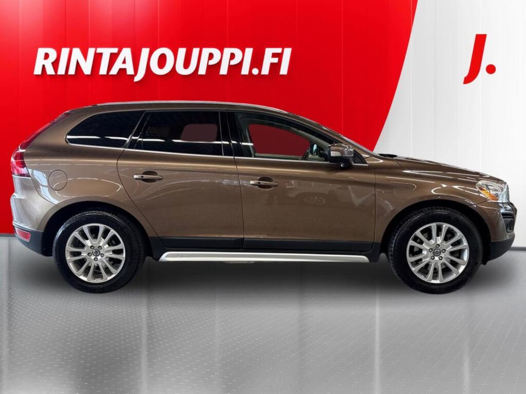 Volvo XC60 2009 Metallinhohto Ruskea (beige)