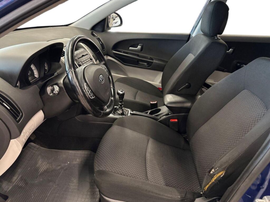 Kia Ceed 2009 Sininen